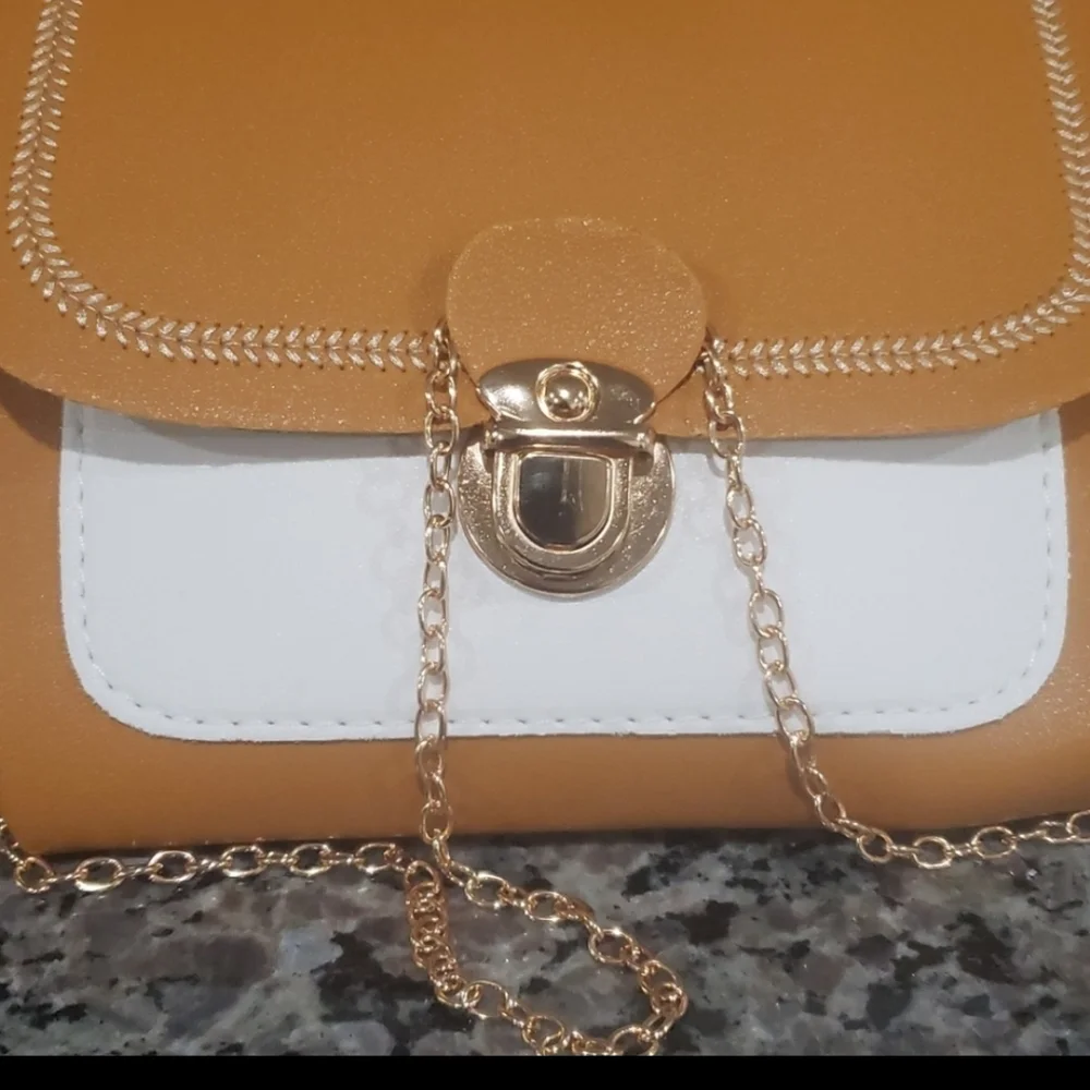 Small fashion bag mini crossbody mustard color - Picture 6 of 17